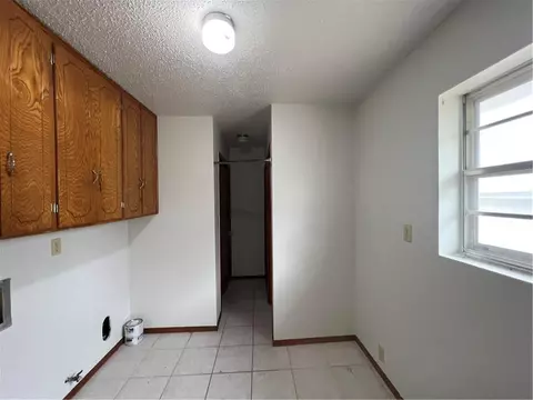 105 E Maple St, Tuttle, OK 73089 photo 20
