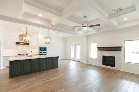 9312 NW 118th St, Yukon, OK 73099