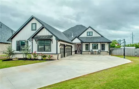 4100 Luke Ln, Edmond, OK 73034
