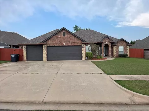 2648 SE 7th St, Moore, OK 73160 photo 3