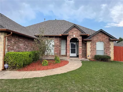 2648 SE 7th St, Moore, OK 73160 photo 28