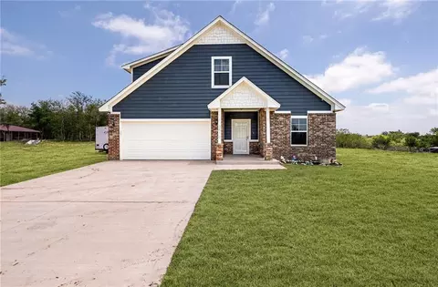 3510 N Manning Rd, El Reno, OK 73036