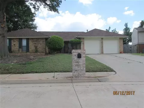 2204 Big Horn Canyon Rd, Yukon, OK 73099
