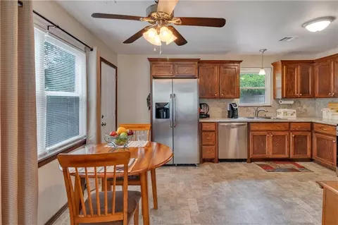 140 E Juniper Ln, Mustang, OK 73064 photo 10