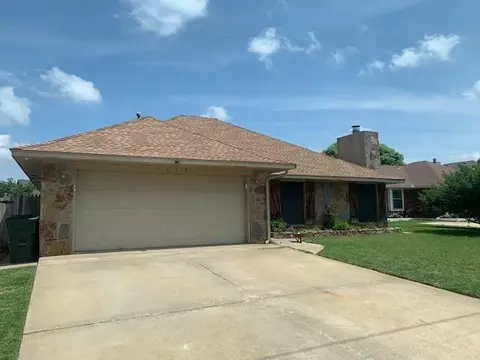 1112 S Moore Ave, Midwest City, OK 73130
