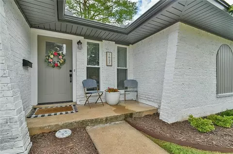 1627 Village Dr, Norman, OK 73071