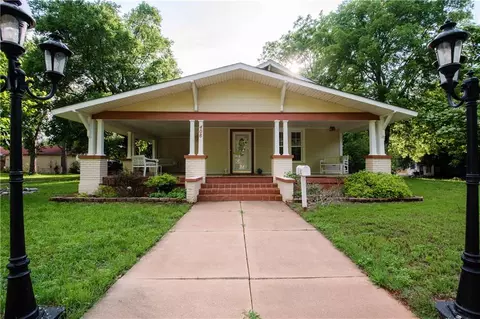 408 N Taylor St, Wynnewood, OK 73098