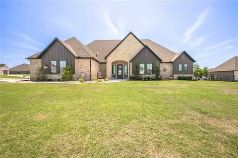 2120 Ladera Ln, Edmond, OK 73034