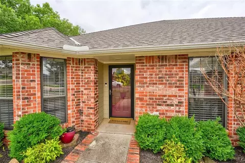 1812 Joseph Dr, Edmond, OK 73003