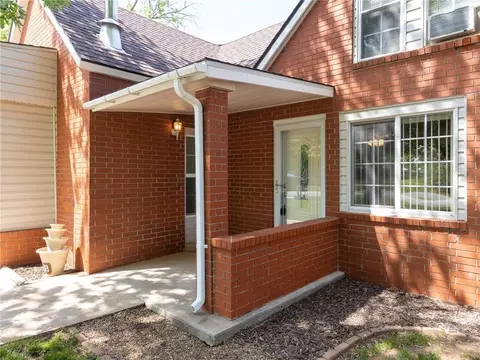 218 N 5th St, Thomas, OK 73669 photo 2