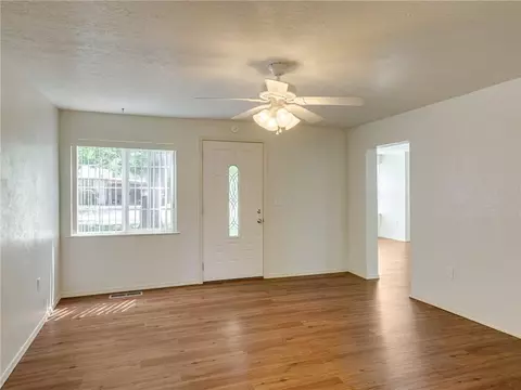 218 N 5th St, Thomas, OK 73669 photo 5