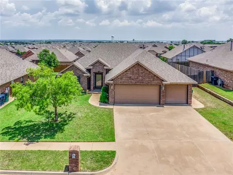 712 Abilene Way, Yukon, OK 73099