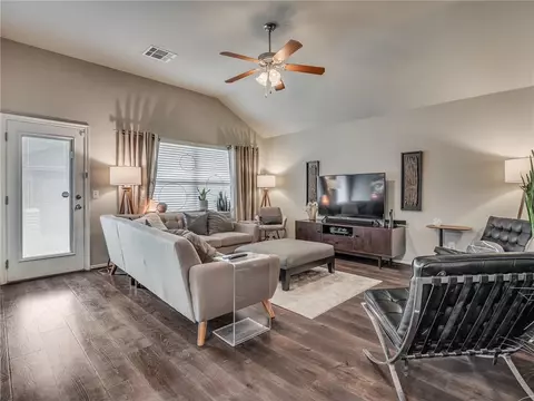 2353 NW 196th St, Edmond, OK 73012