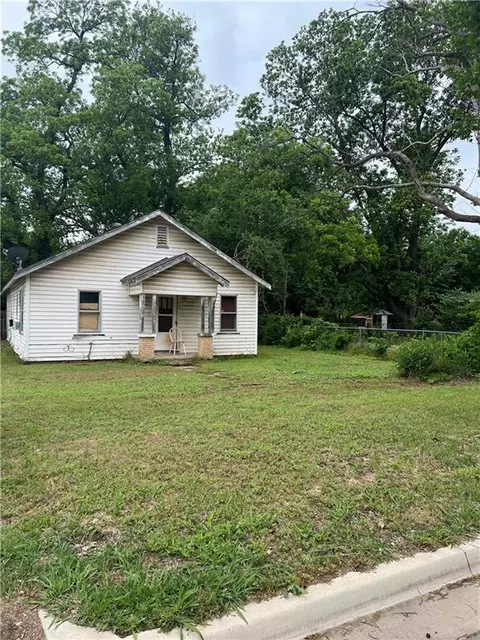 501 S Cherry St, Pauls Valley, OK 73075