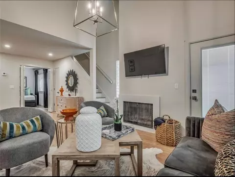 11530 N May Ave #D205, Oklahoma City, OK 73120