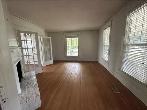 229 E Main St, Edmond, OK 73034 photo 9