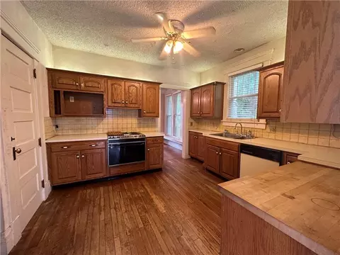 229 E Main St, Edmond, OK 73034 photo 17
