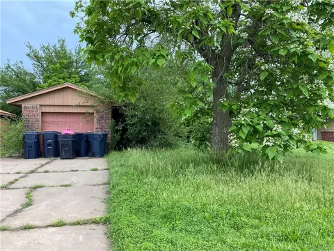 208 NW 121st St, Oklahoma City, OK 73114