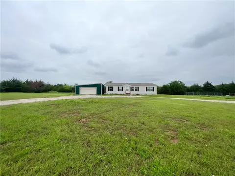336604 E Crestview Dr, Mcloud, OK 74851