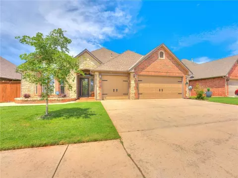 15409 Hickory Bend Ln, Edmond, OK 73013