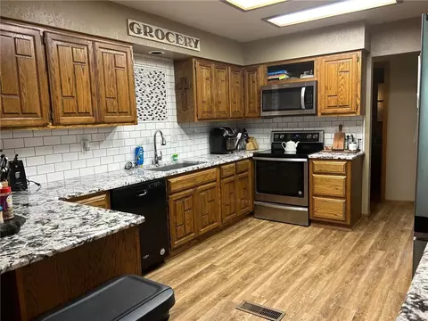 206 N Memorial St, Hooker, OK 73945 photo 13