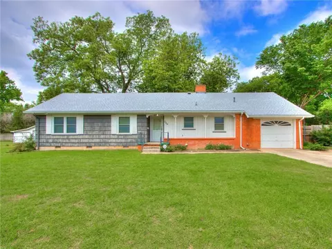 706 Morningside Dr, Norman, OK 73071