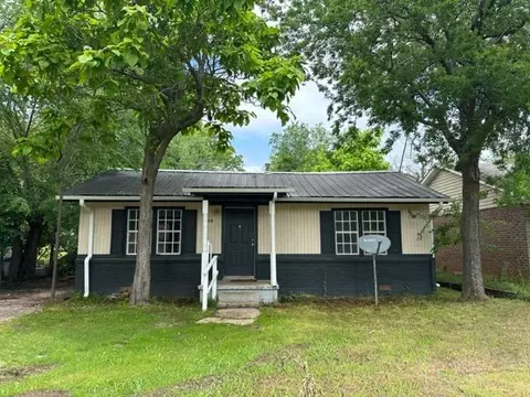 1208 E Parker St, Shawnee, OK 74801