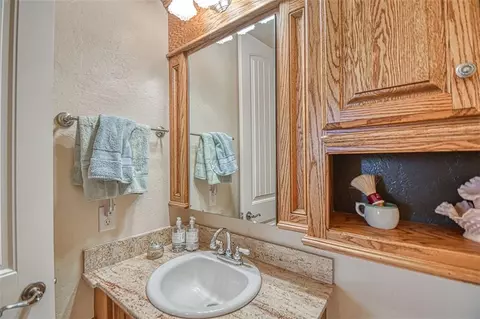 3124 Saint Clair Cmn, Norman, OK 73072 photo 27