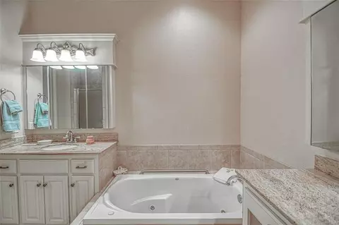 3124 Saint Clair Cmn, Norman, OK 73072 photo 35