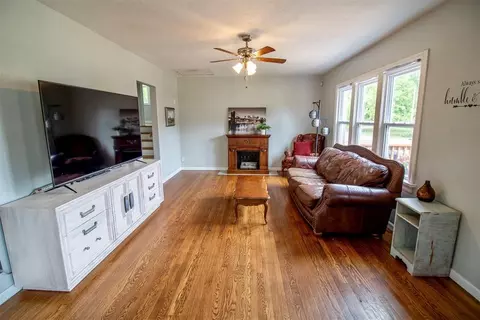 2940 NW 11th St, Oklahoma City, OK 73107
