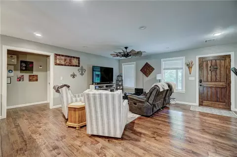119 E 89th St, Perkins, OK 74059 photo 4
