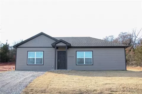 332045 E Caprock Dr, Wellston, OK 74881