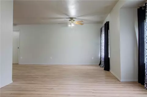 910 Mockingbird Ln, Purcell, OK 73080 photo 6
