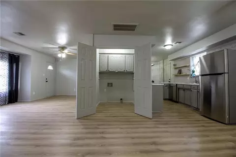 910 Mockingbird Ln, Purcell, OK 73080 photo 9
