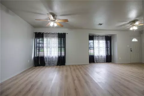 910 Mockingbird Ln, Purcell, OK 73080 photo 7