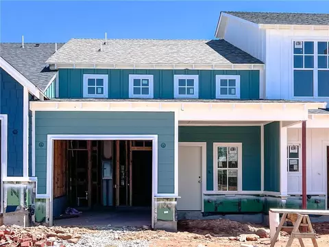 704 Harbor Town Dr, Edmond, OK 73034