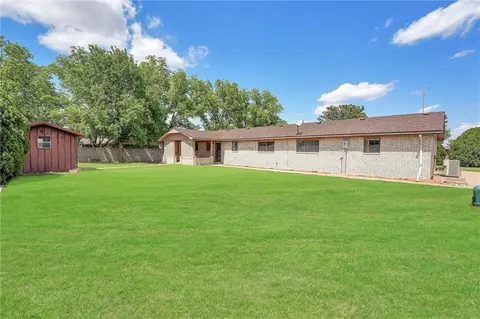 619 N Sheb Wooley Ave, Erick, OK 73645 photo 25