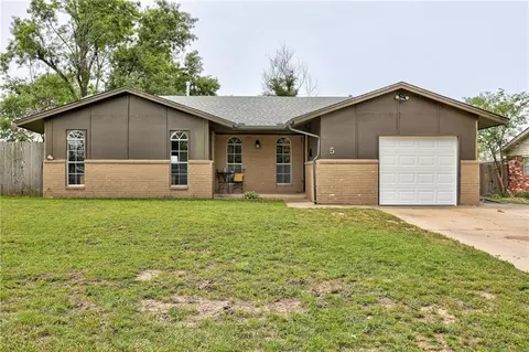 5 Oak Hollow Rd, Shawnee, OK 74804