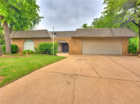 232 N Tunbridge Rd, Midwest City, OK 73130