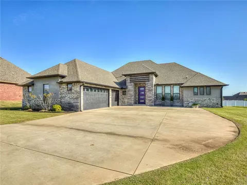 2402 Shady Hollow Dr, Choctaw, OK 73020