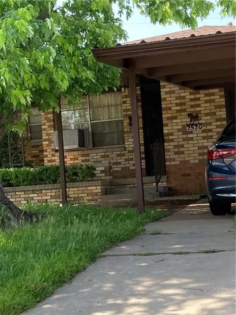 2520 SW 54th St, Oklahoma City, OK 73119