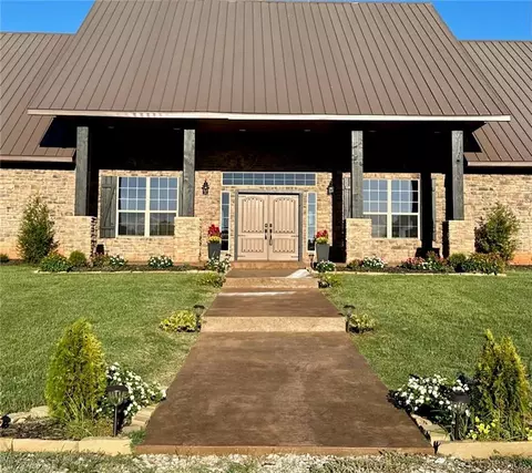 335742 E Highway 62, Mcloud, OK 74851