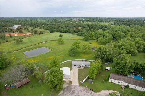 1000 David Dr, Choctaw, OK 73020