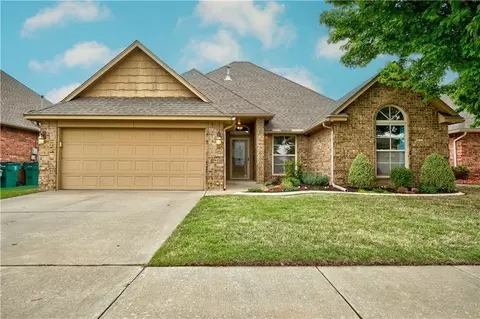 12209 Biltmore Dr, Oklahoma City, OK 73173