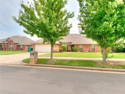 7312 NW 114th St, Oklahoma City, OK 73162