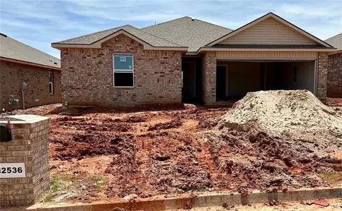 12536 Bending Brook Dr, Piedmont, OK 73078