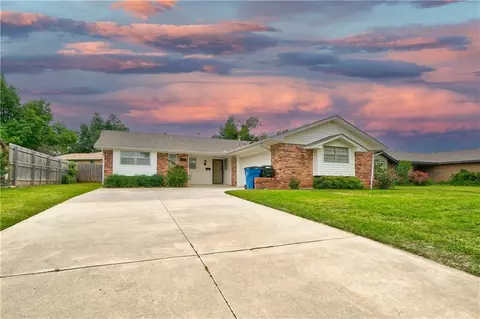3421 N Glenoaks Dr, Midwest City, OK 73110