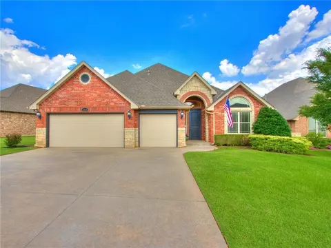 5924 NW 151st St, Edmond, OK 73013