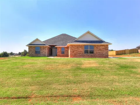 6865 Whirlaway Run, Guthrie, OK 73044