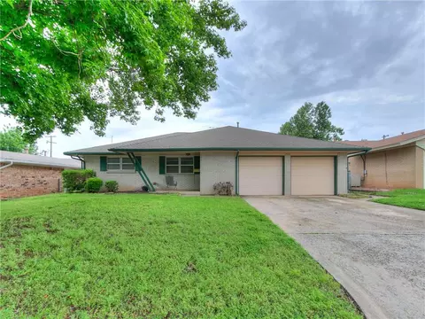 8212 NW 28th St, Bethany, OK 73008